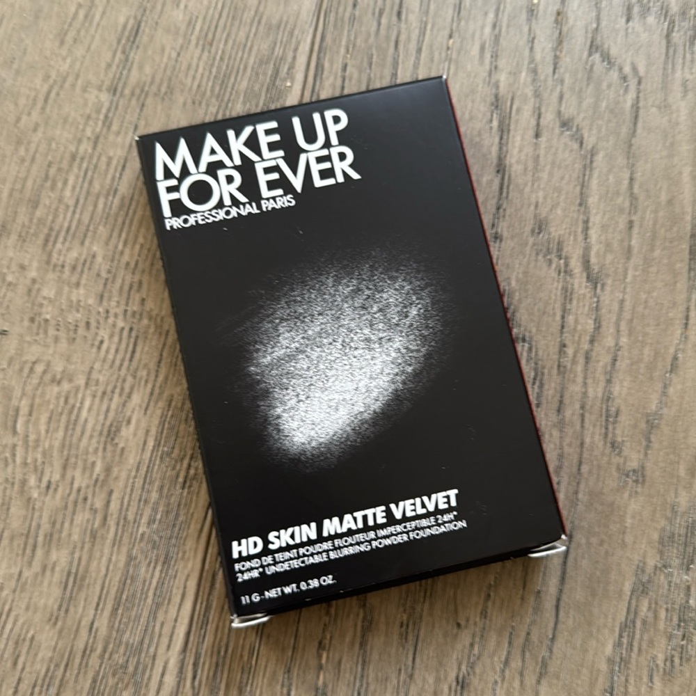 🆕 Makeup Forever HD Skin Matte Velvet Powder